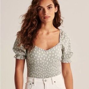 Abercrombie & Fitch Green Polka Dot Smocked Waist Top SZ M